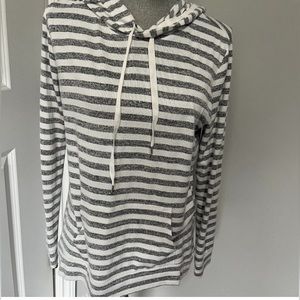 Market & Spruce Pocket Hooded Top Gray and White Stripe Size M